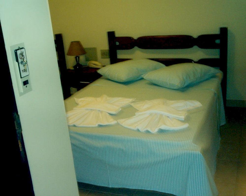 Hotel Families Uberlândia Extérieur photo
